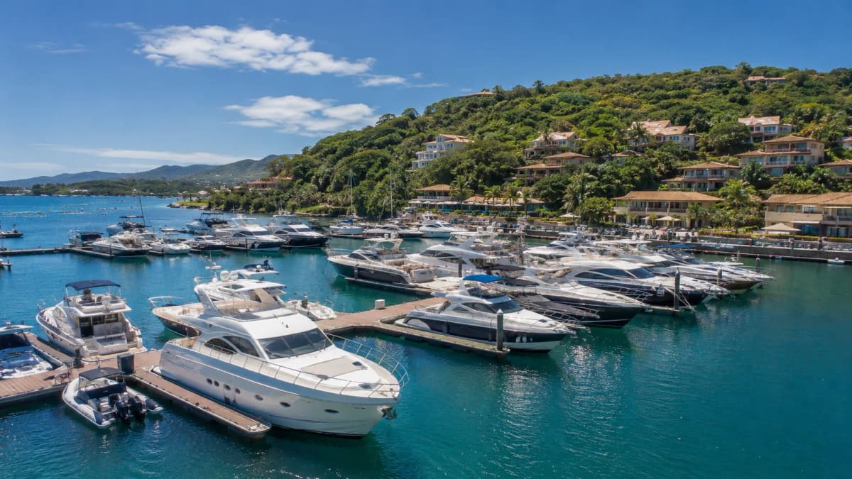 Azul Marina in Búzios: Silvana Organizer